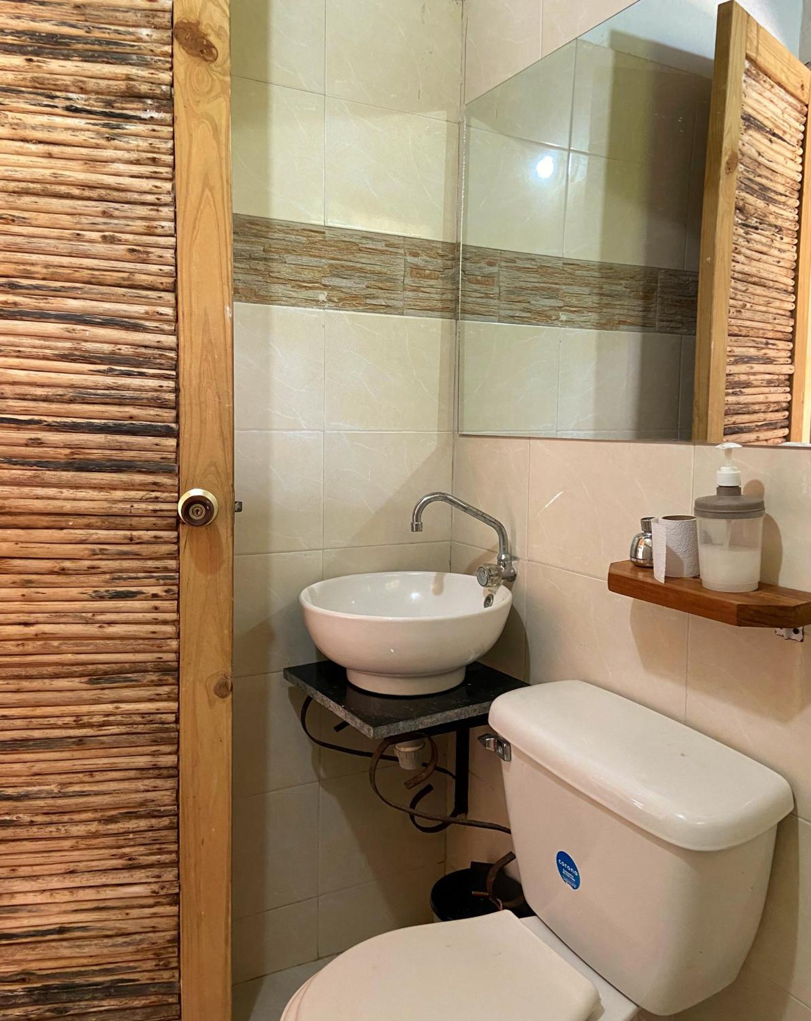 Etnia Lodge Минка Екстериор снимка