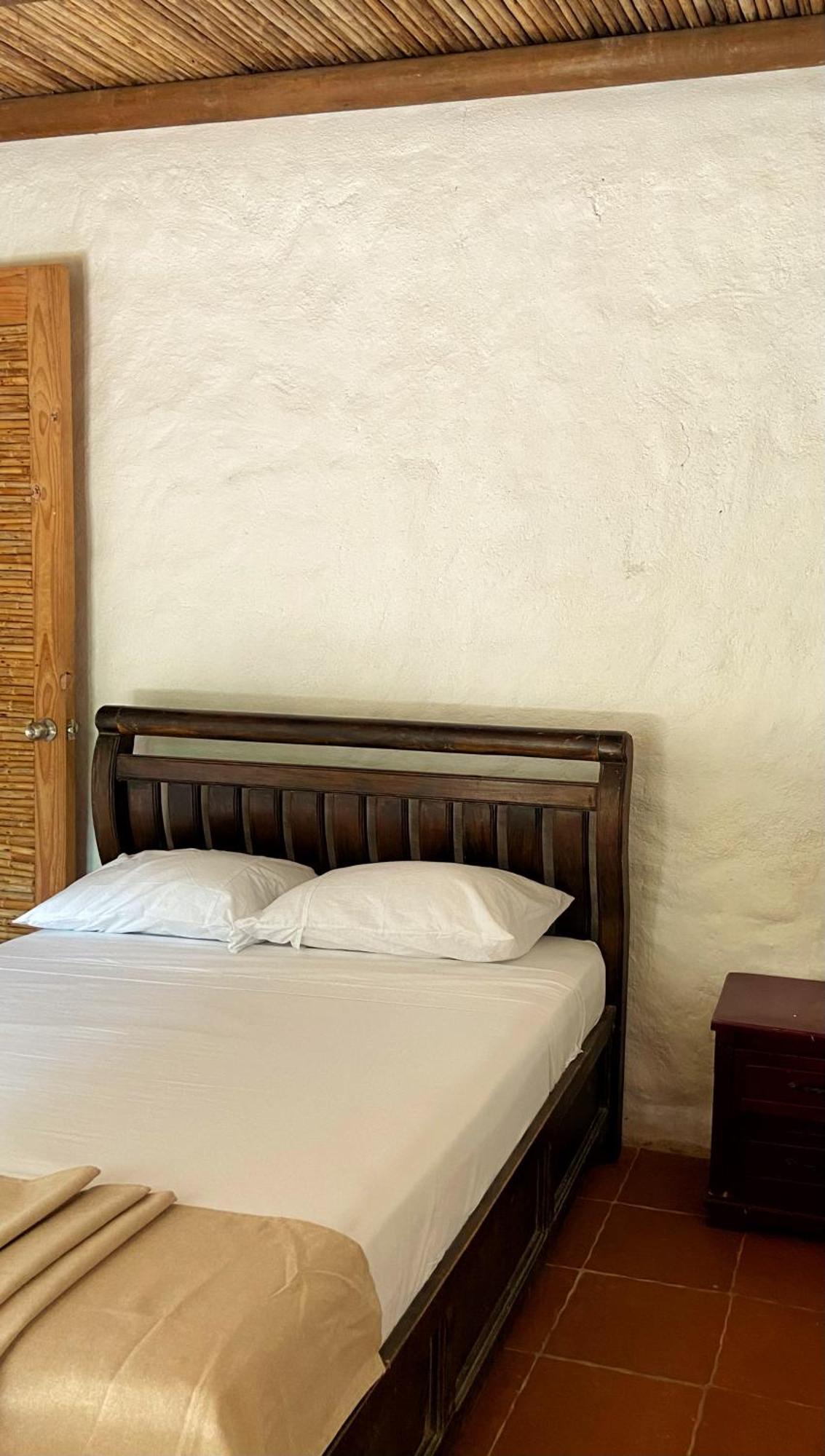 Etnia Lodge Минка Екстериор снимка
